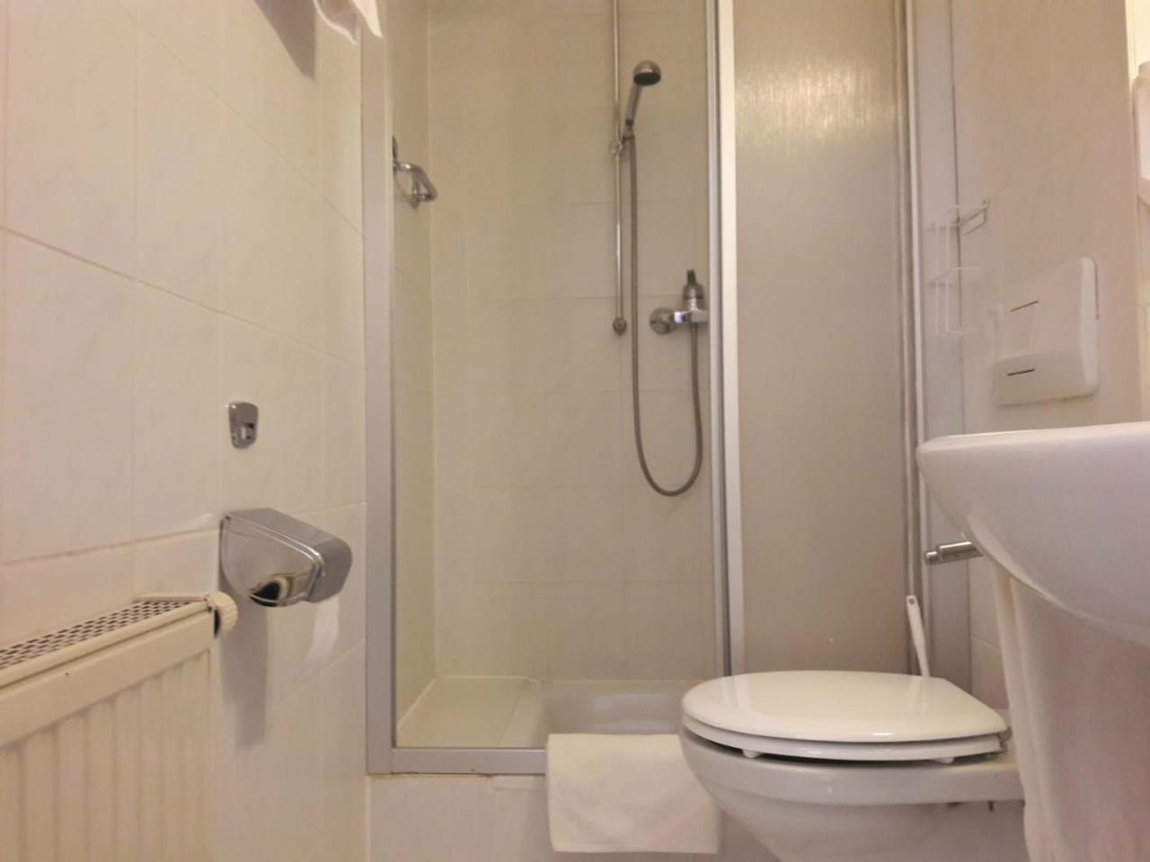 Hotel Zur Krone Bad Brückenau Екстериор снимка
