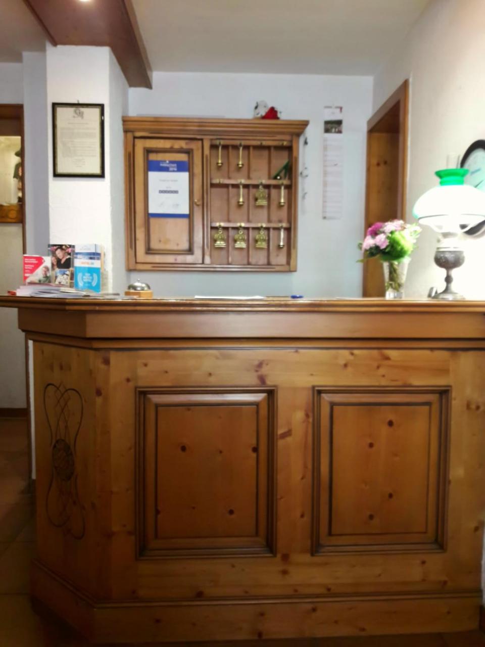 Hotel Zur Krone Bad Brückenau Екстериор снимка