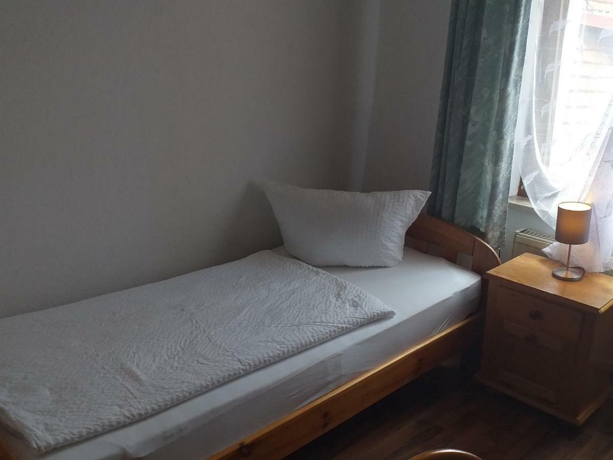 Hotel Zur Krone Bad Brückenau Екстериор снимка