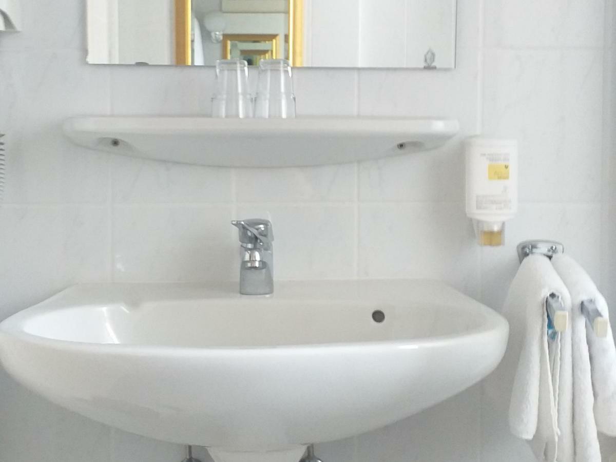 Hotel Zur Krone Bad Brückenau Екстериор снимка